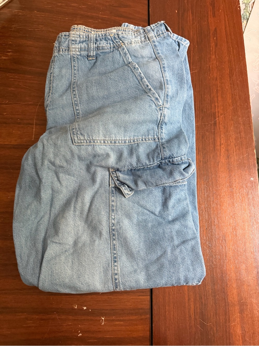 Light Wash Straight Leg Women's Jeans